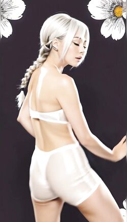 Pearl Temptress: Curves of Silken Desire